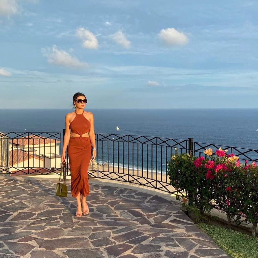 Resort wear style dress